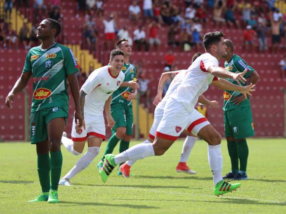 Desportivo Brasil demonstra grande força de reação e está no G8