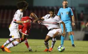 Paulistão: Novatos acirram concorrência e ameaçam 'medalhões' do São Paulo