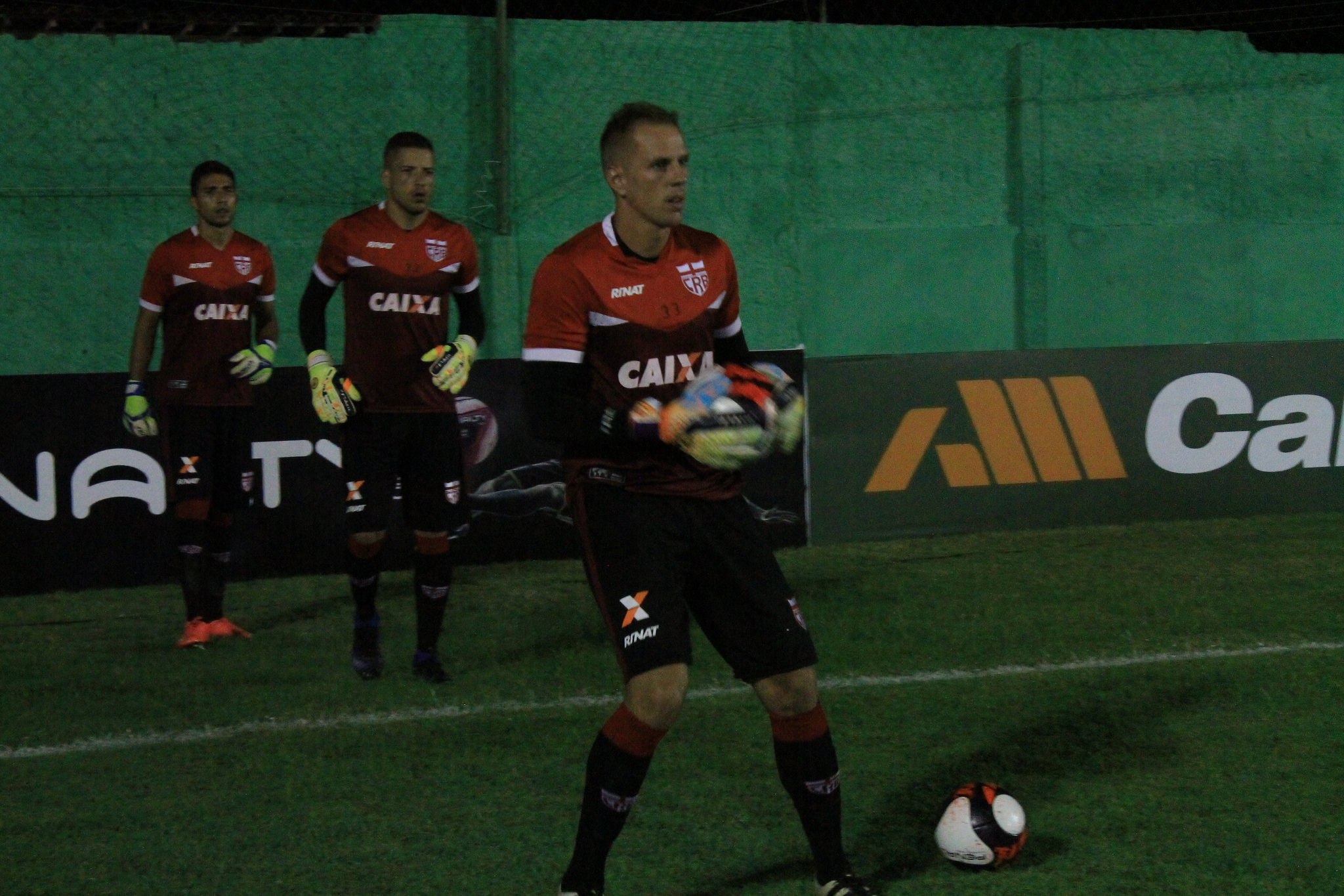 Alagoano: Goleiro do CRB prevê jogo equilibrado contra o CSA: ‘Tudo pode acontecer’