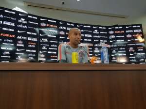 Emerson Sheik avalia que preparação mais curta pode atrapalhar Santos no clássico