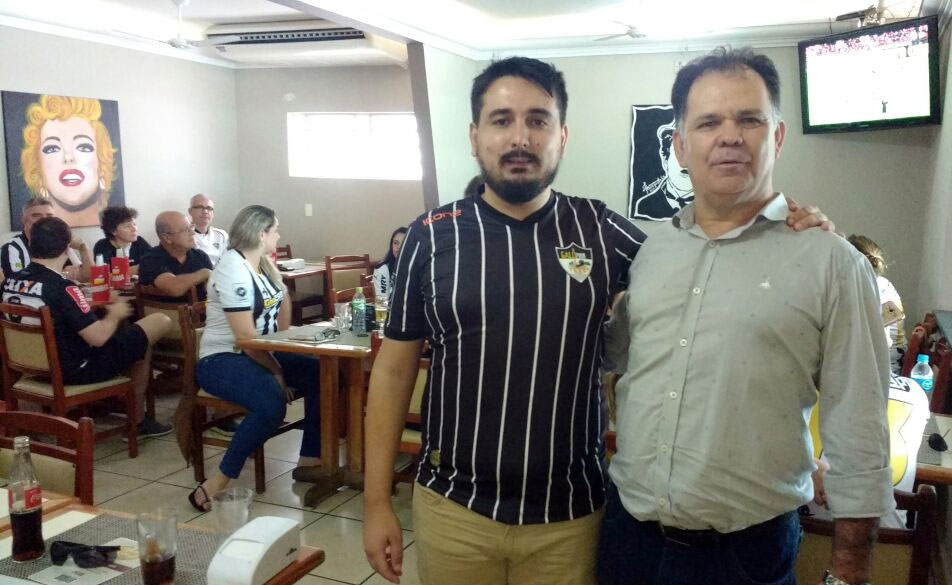 Pizzaria do Dadá recebeu atleticanos para acompanhar o clássico mineiro neste domingo