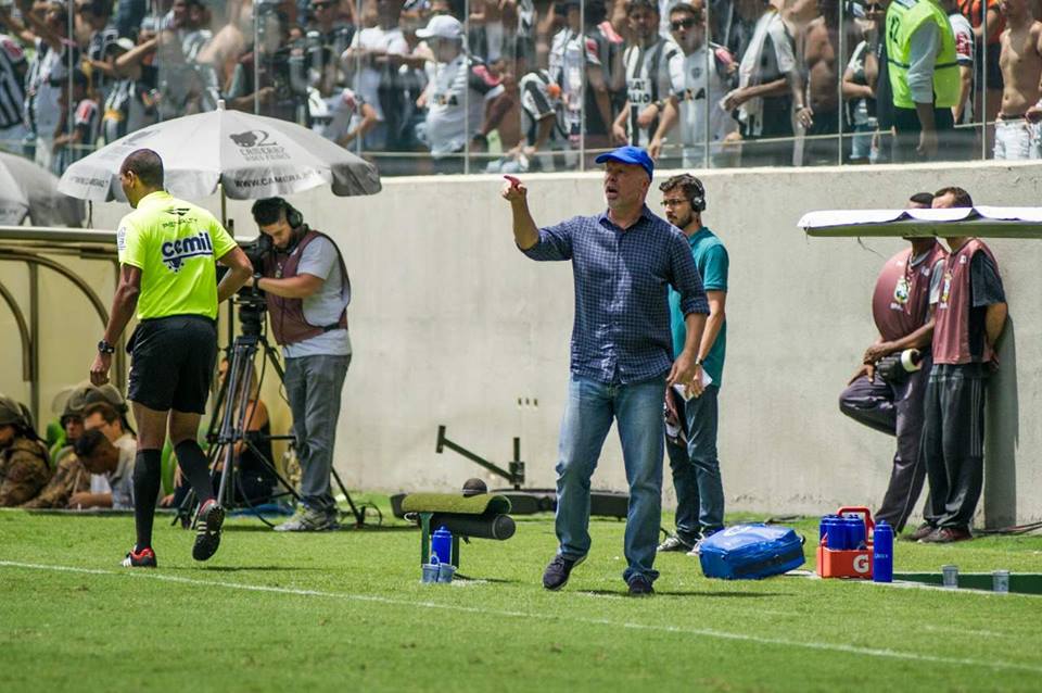 Mineiro: Mano Menezes celebra escolha por Raniel e elogia esforço defensivo do Cruzeiro