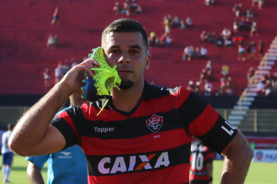BAIANO: Bahia vence fora de casa, mas André Lima garante Vitória na liderança