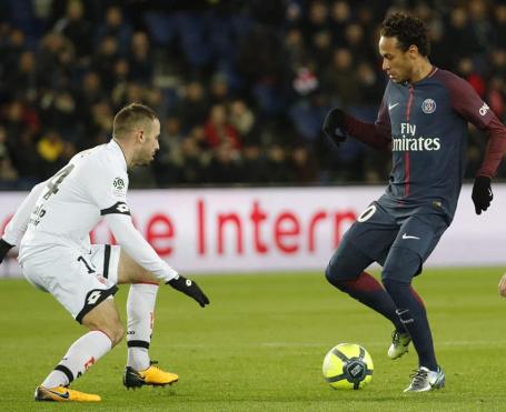 Neymar é a grande baixa do PSG contra o Real Madrid