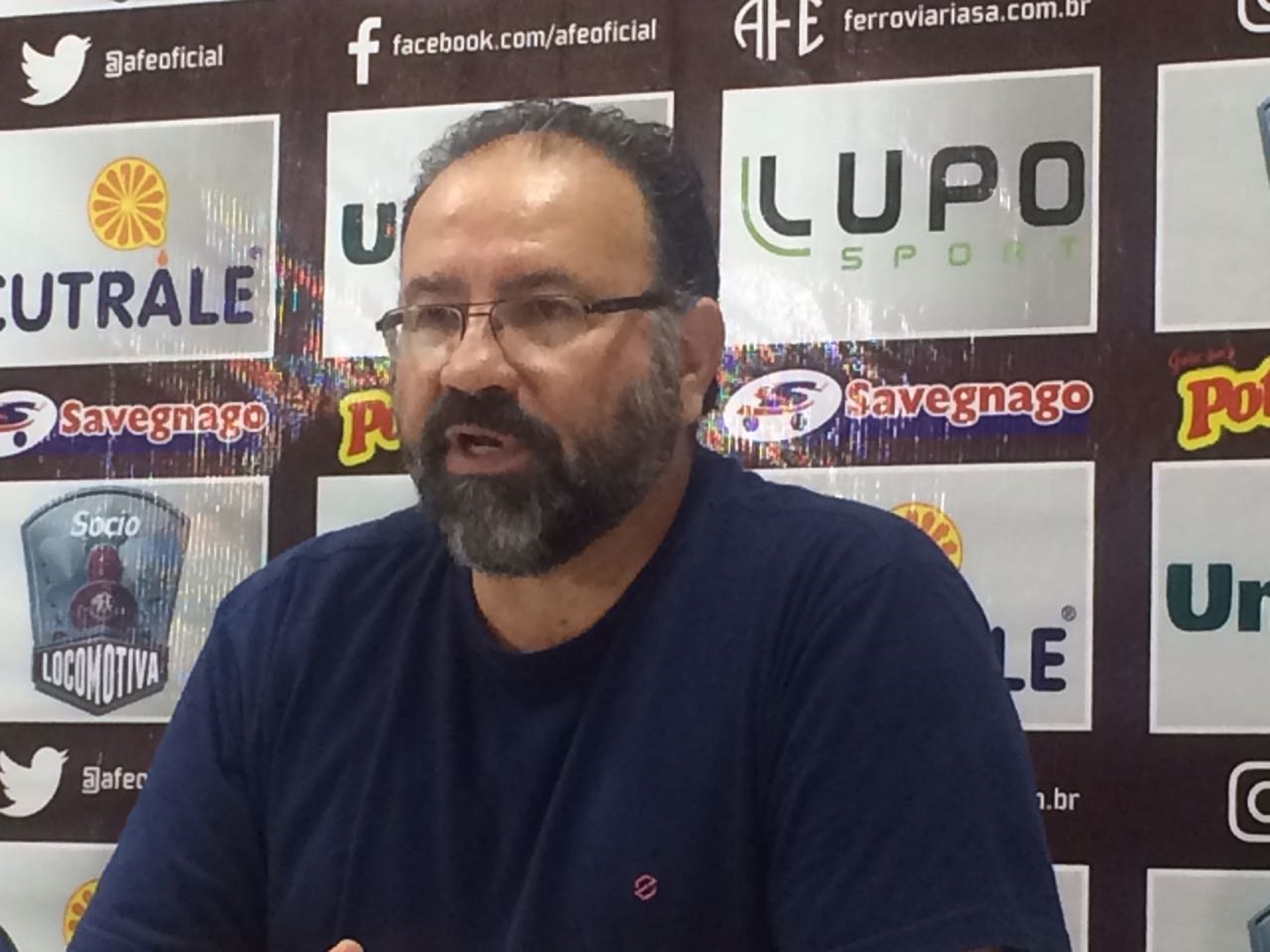 Paulistão: PC de Oliveira indica mudanças na Ferroviária para “jogo da permanência”