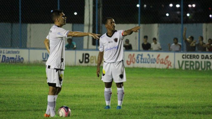 Paraibano: Jogadores do Botafogo são internados e jogo pode ser adiado