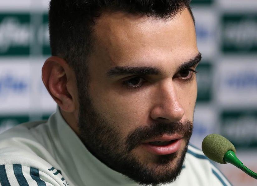 Bruno Henrique concedeu entrevista coletiva nesta quarta-feira (Foto: Palmeiras / Twitter) 
