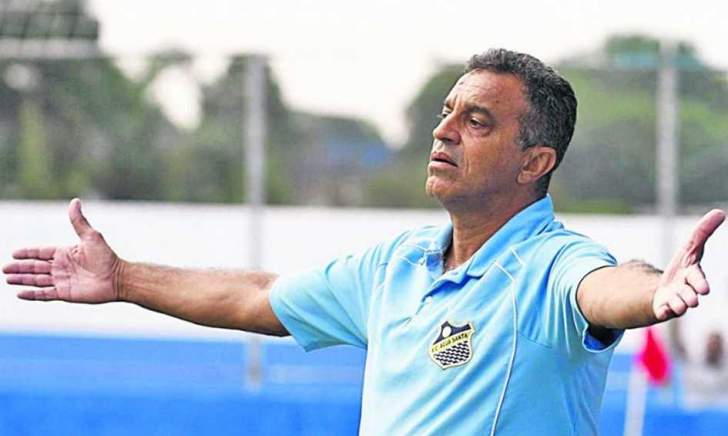 Paulista A2: Diretor de futebol assume cargo de técnico do Água Santa