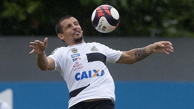 Titular em todos os jogos do Santos em 2018, Vecchio deve ser poupado no domingo