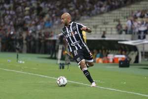 Santos empresta lateral Romário ao Ceará até o fim de 2018