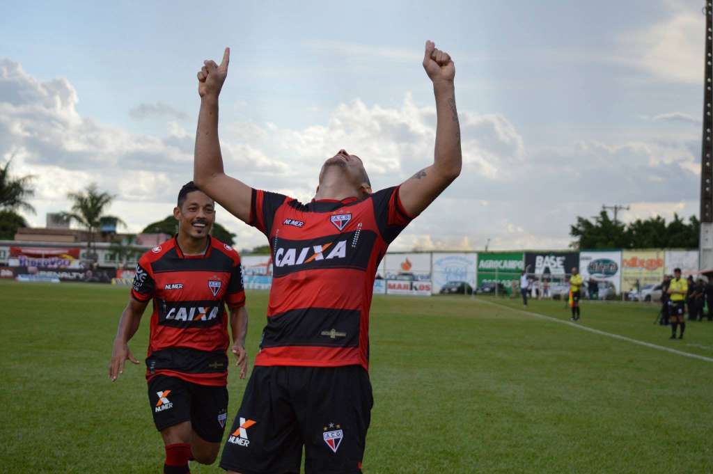 Atlético Goianiense vence clássico contra o Goiás por 1 a 0 