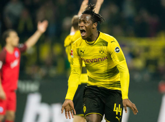 ALEMÃO: Batshuayi decide no final, Dortmund vence Frankfurt e volta ao 3º lugar