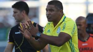 Roger elogia atuação de garotos da base do Palmeiras no ataque