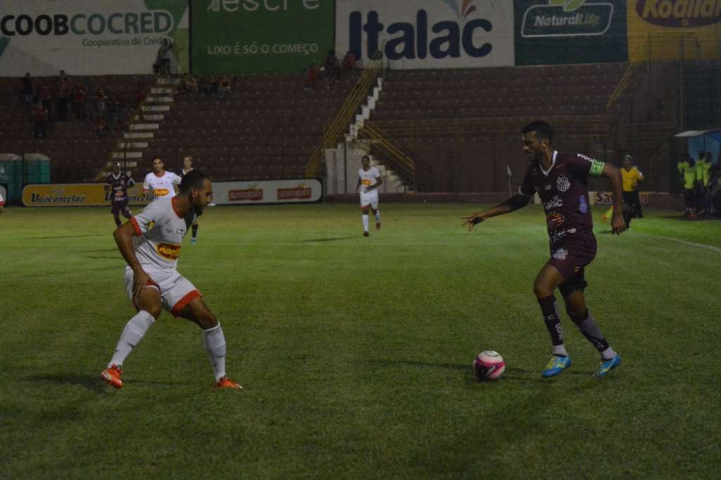 Batatais chegou ao sexto jogo sem vitória na Série A2: (Foto: Divulgação / Sertãozinho FC)