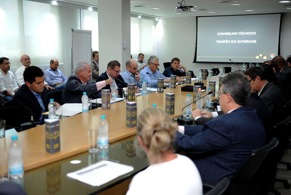 ​Paulistão: Diretores do Mirassol participam de reunião do Troféu do Interior