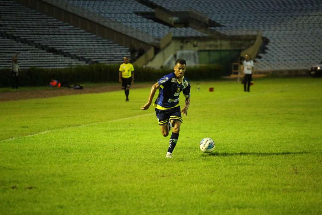 Altos fica no empate e segue sem vencer