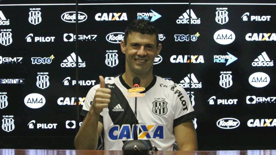 Após jogar apenas 68 minutos, Wesley Matos deixa Ponte e retorna ao Vila Nova