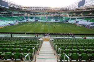 Evento corporativo tira Palmeiras da arena em jogo decisivo do Paulistão