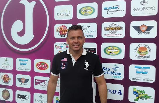 Técnico do Juventus, Alex Alves, se defende: ‘Não poderia ser mais grato a meus atletas’