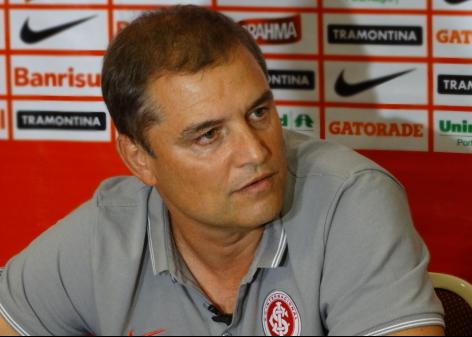 Aguirre foi muito contestado no comando do Internacional