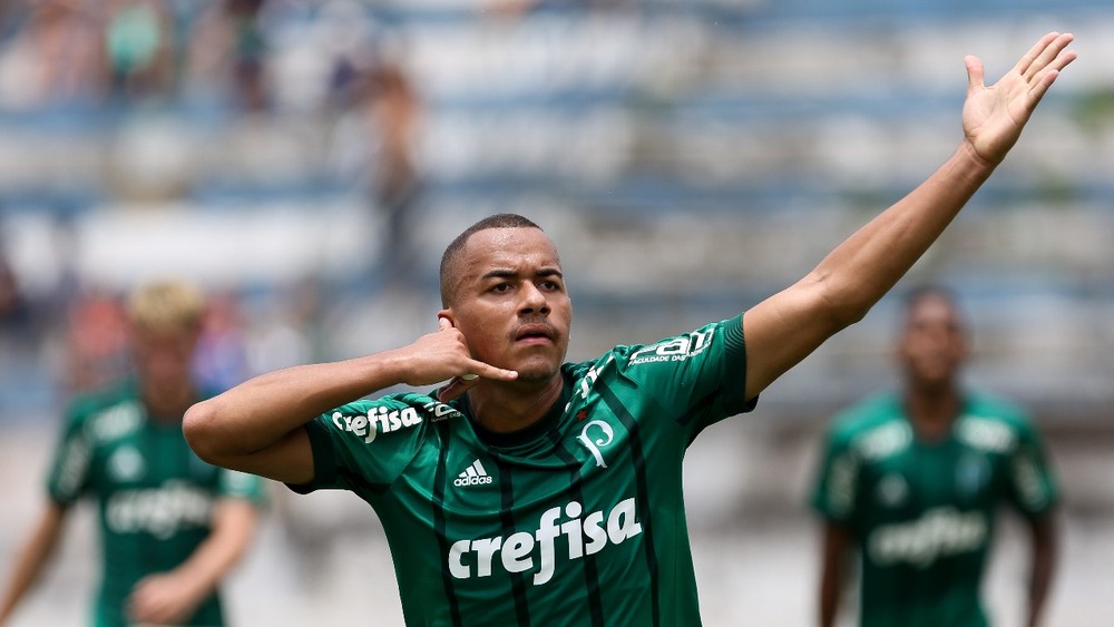 Palmeiras não libera Papagaio e técnico da seleção sub-20 convoca mais dois