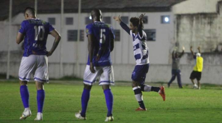 Paulista A2: Atacante do Taubaté comemora hat-trick e torce por tropeços de rivais