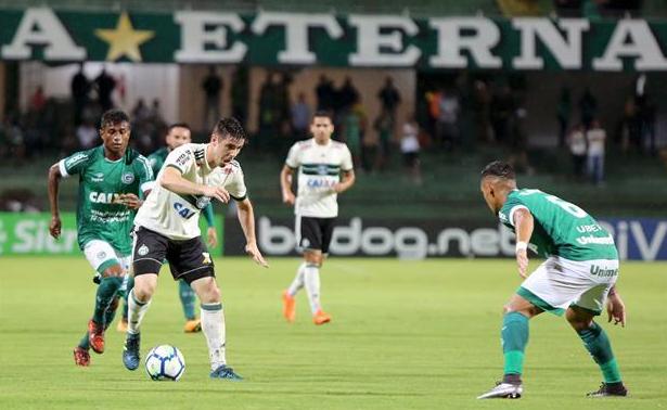 Coritiba não foi além do empate com o Goiás e está eliminado