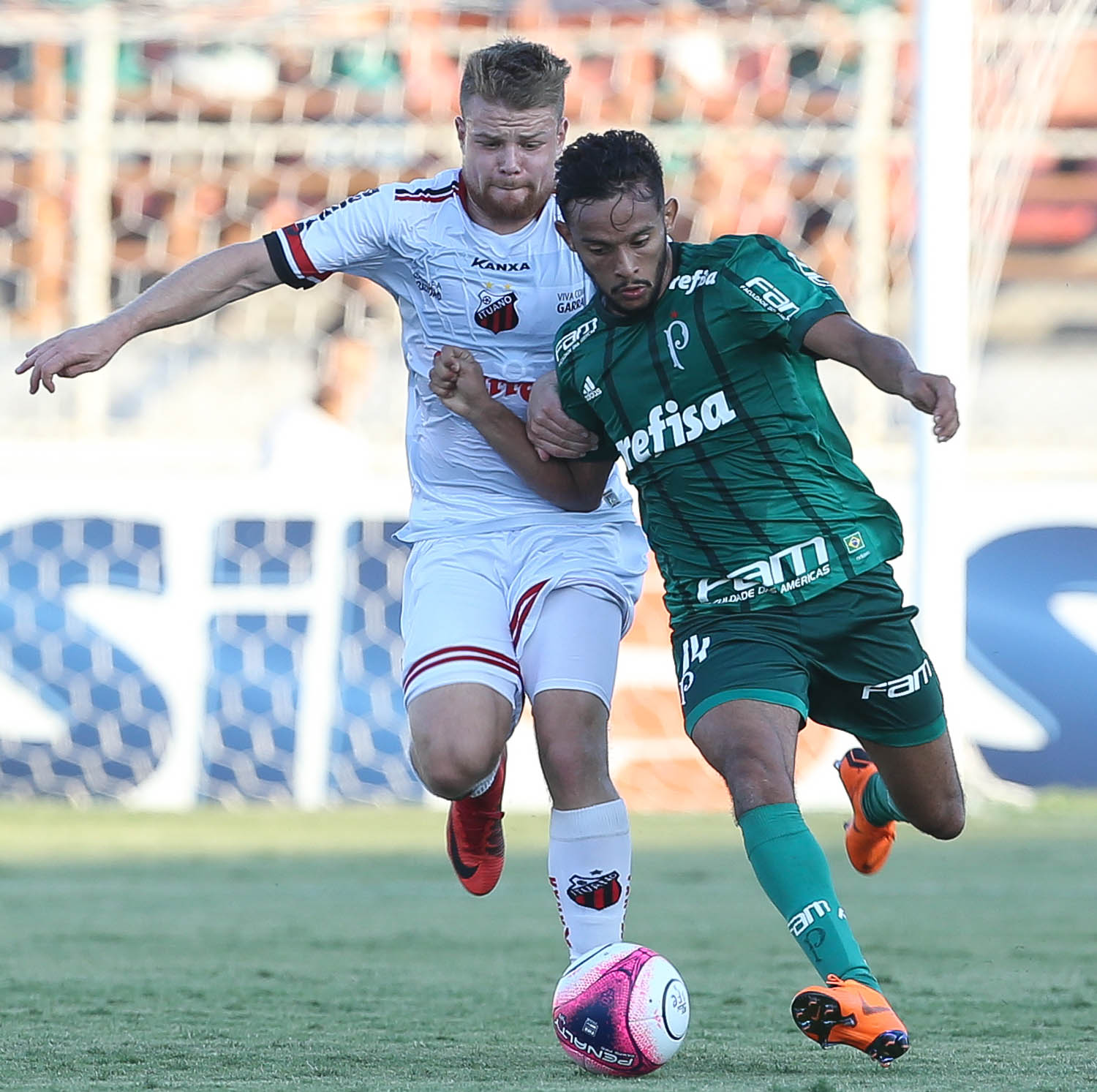 Fluminense vence na Justiça e Scarpa pode deixar o Palmeiras