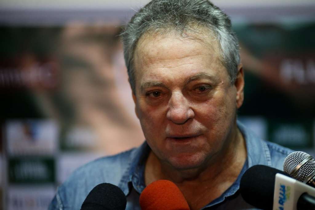 Abel isenta jovem expulso por eliminação do Fluminense