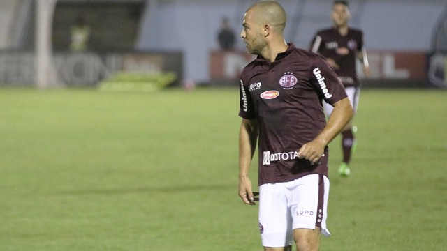 Paulistão: Velicka pede desligamento da Ferroviária e acerta com CSA