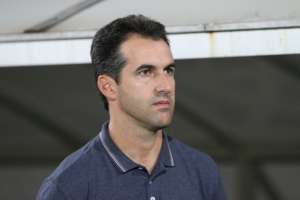 Paulistão: Léo Condé, do Botafogo, elogia Santos, mas vê disputa aberta