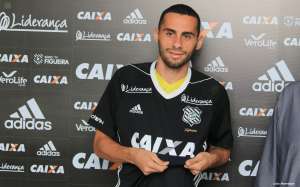 Paulistão: São Bento anuncia meia ex-Figueirense e Santo André