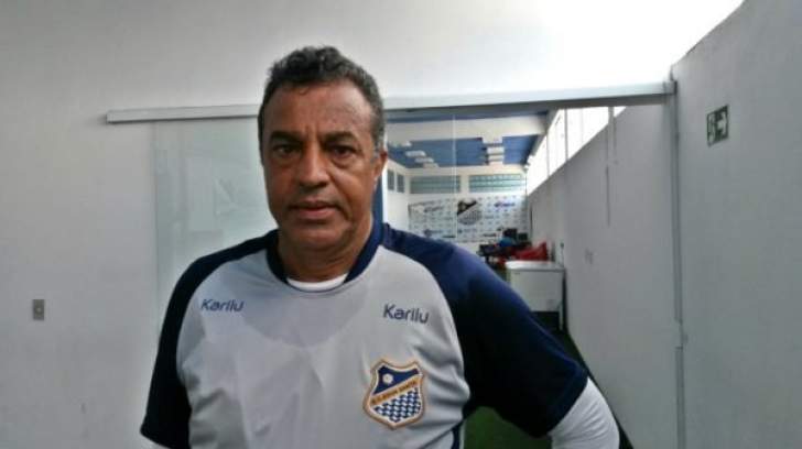Paulista A2: Com três suspensos, Ribeiro faz mudanças no Água Santa