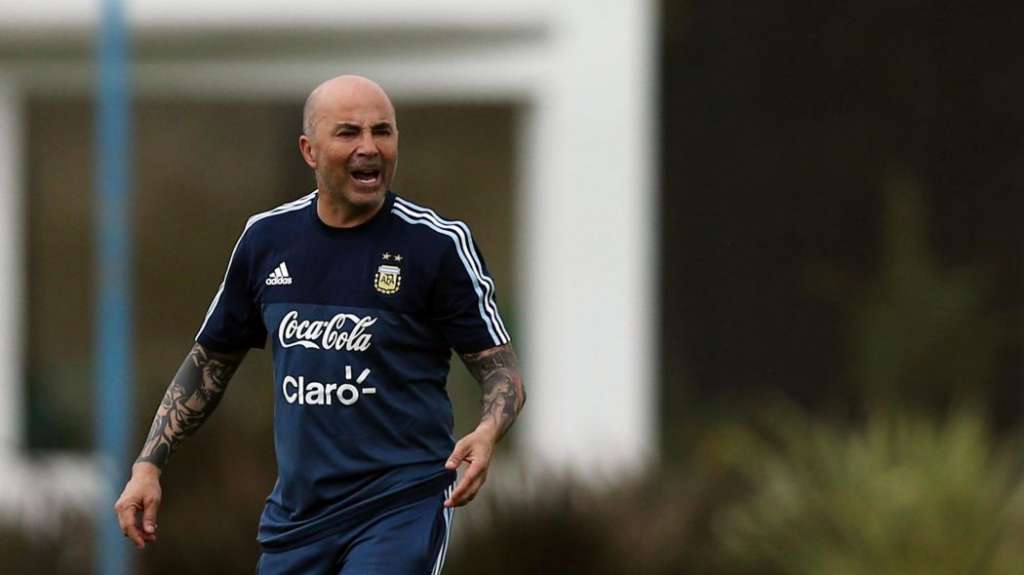 Sampaoli prepara Argentina e deve promover estreia de veterano