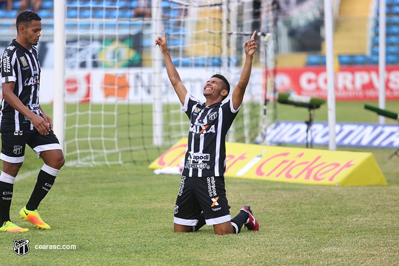 Ceará passou como quis pelo Uniclinic neste domingo