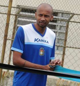 Paulistão: São Caetano empresta volante ao Coritiba até o fim do ano