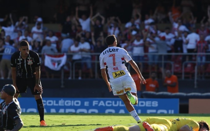 Corinthians joga para manter sonho do bi e aumentar jejum do São Paulo