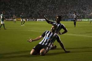 Inter cogita ceder Sasha e ex-Ponte para ter lateral do Santos