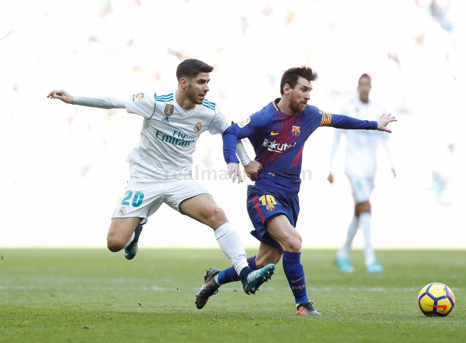 Após desfalcar Argentina, Messi treina no Barça e deve pegar o Sevilla