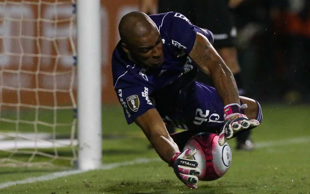 Jailson pode ficar fora do segundo jogo da final