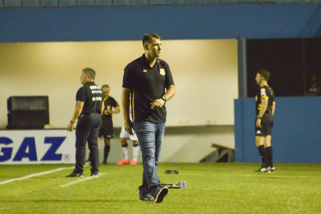 O técnico Wilson Júnior pediu inteligência para seus jogadores no duelo contra o Oeste