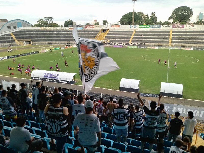 Paulista A2: Torcedores marcam presença em último treino do XV de Piracicaba antes da semi