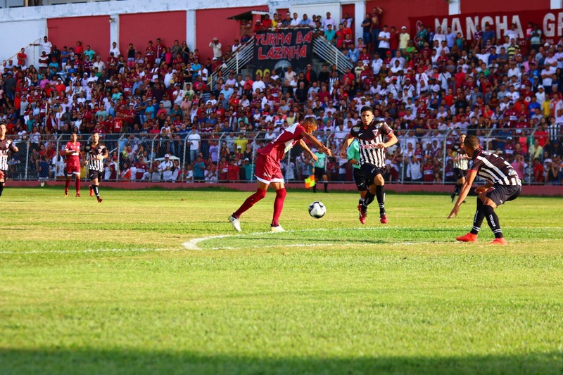 América-MG ganha disputa com Ponte e acerta com Ademir