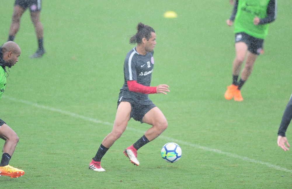 De olho no Brasileirão, Internacional marca novo jogo-treino para quinta-feira