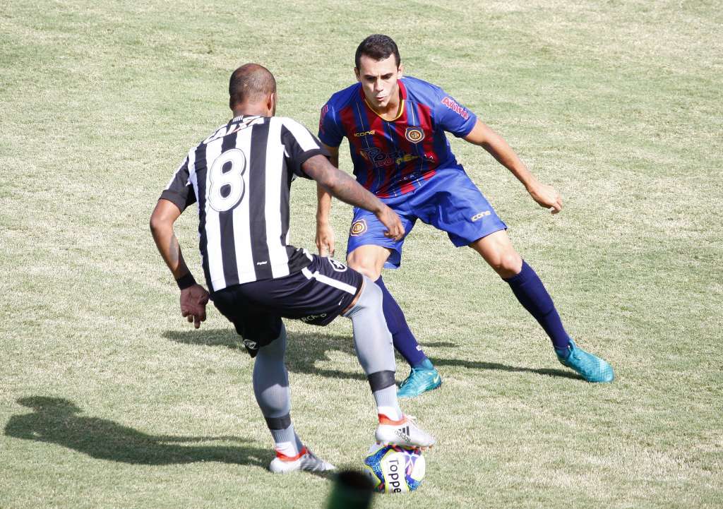 Série D: Bruno fala sobre experiência na Europa e felicidade por retornar ao Madureira (Foto: Divulgação)