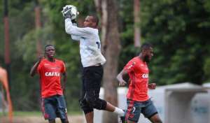 Série D: Americano acerta com goleiro do Macaé e atacante ex-Novoperário
