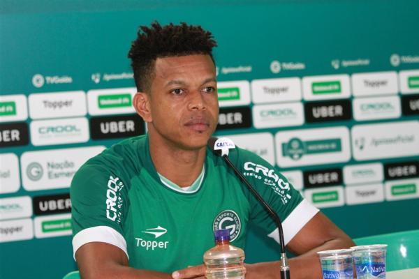 Série B: Goiás apresenta Edcarlos e contrata dupla da Anapolina