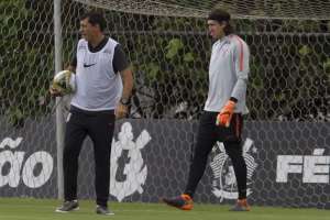 Paulistão: Carille aposta na experiência de Jadson e Ralf no Corinthians na final