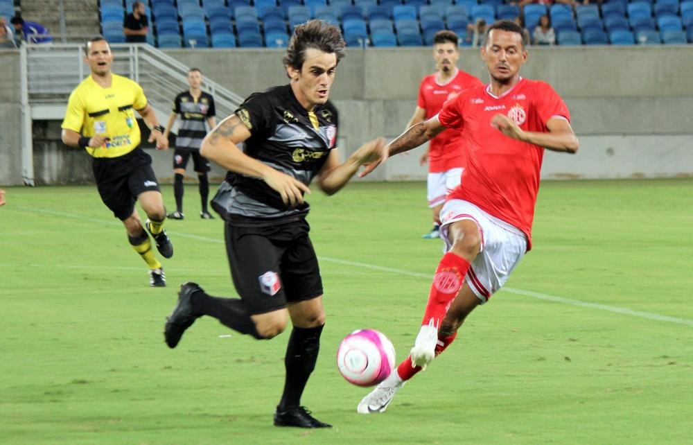 Moisés disputou o Campeonato Potiguar pelo Santa Cruz de Natal (Foto: Diego Simonetti/Santa Cruz) 