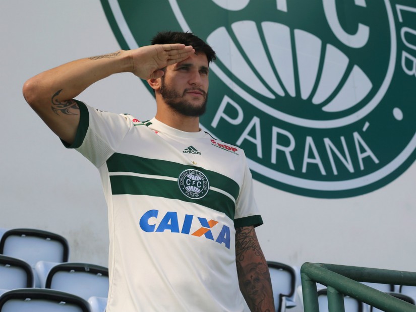 Série B: Coritiba anuncia Bruno Moraes e se aproxima de Carlos